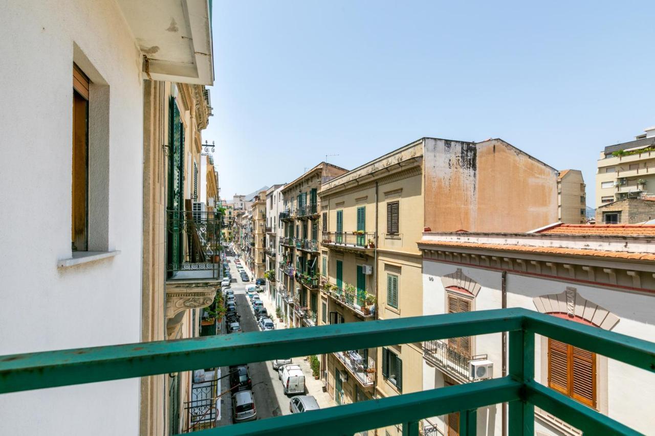 Villa Malfitano & Stazione Lolli Cozy Apartment Palermo Exteriör bild